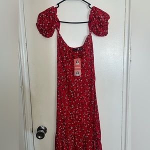 Boohoo dress new tags still attached